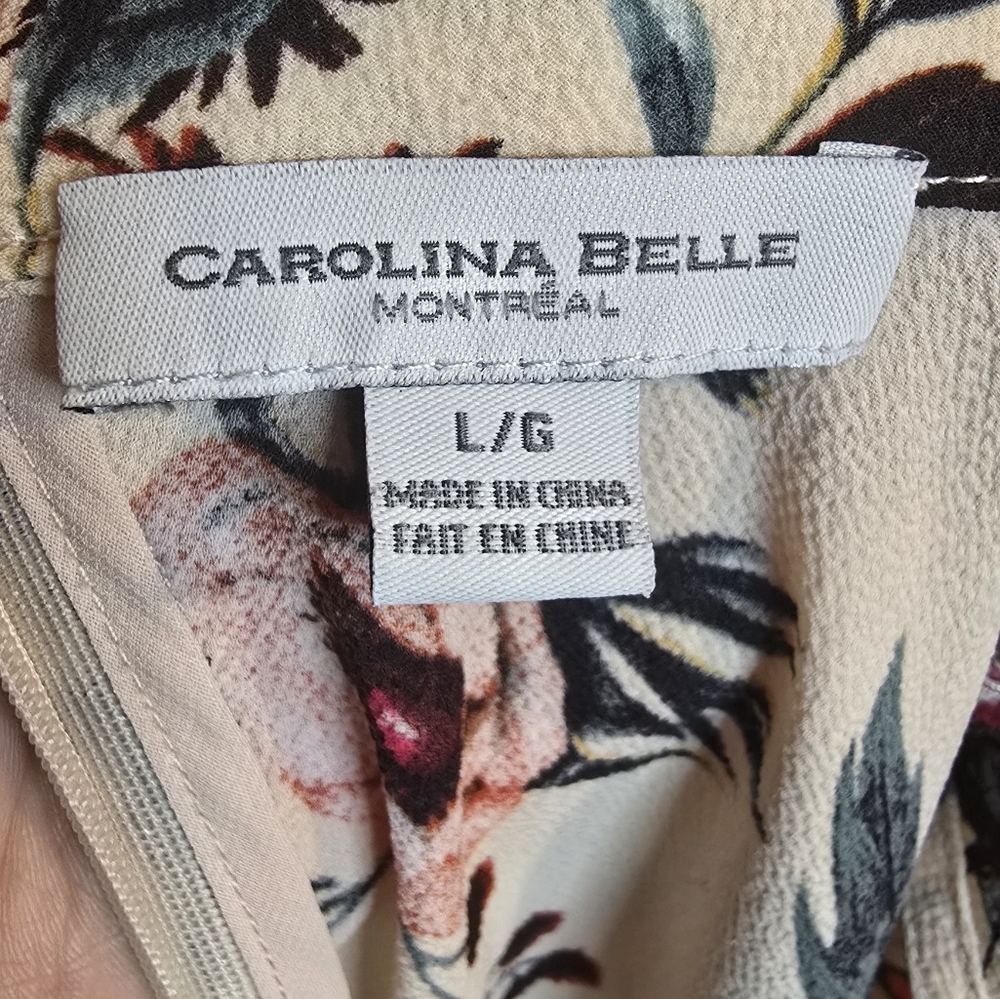 Carolina Belle beige and floral‎ casual sleeveless blouse. Womans size Large. - Picture 4 of 5